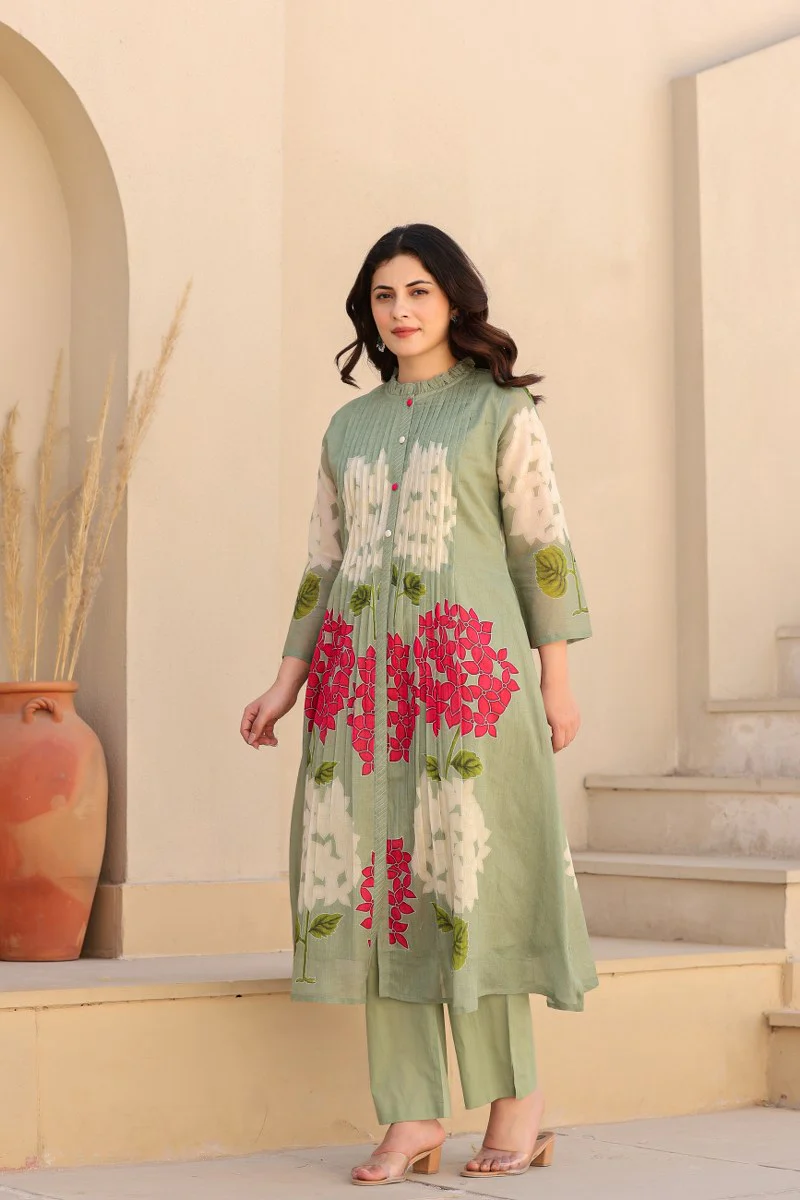 Aaira Mul Cotton A-line Pant Set - Image 4