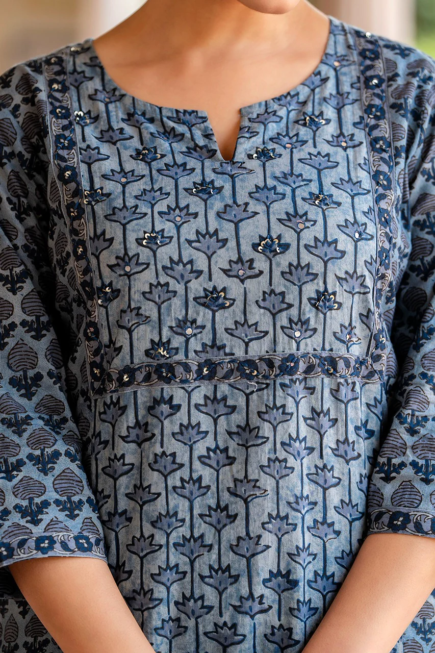 Anamika Cotton Ajrakh print Straight pant Set - Image 13