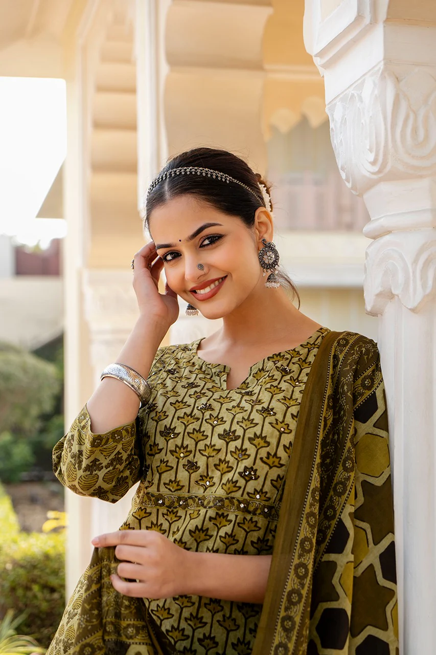 Anamika Cotton Ajrakh print Straight pant Set - Image 15