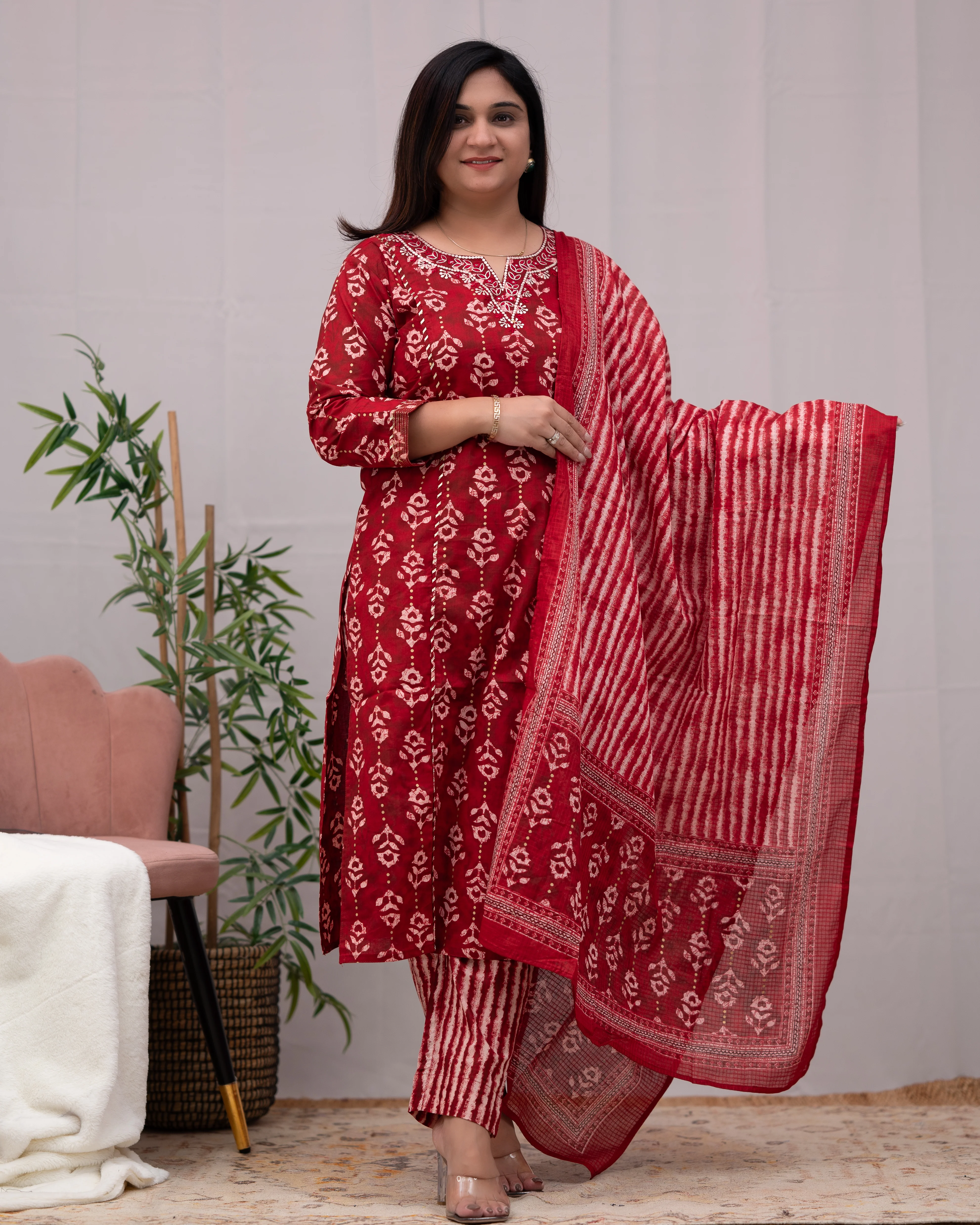 Anina Cotton Zari Embroidered Pant Set - Image 9