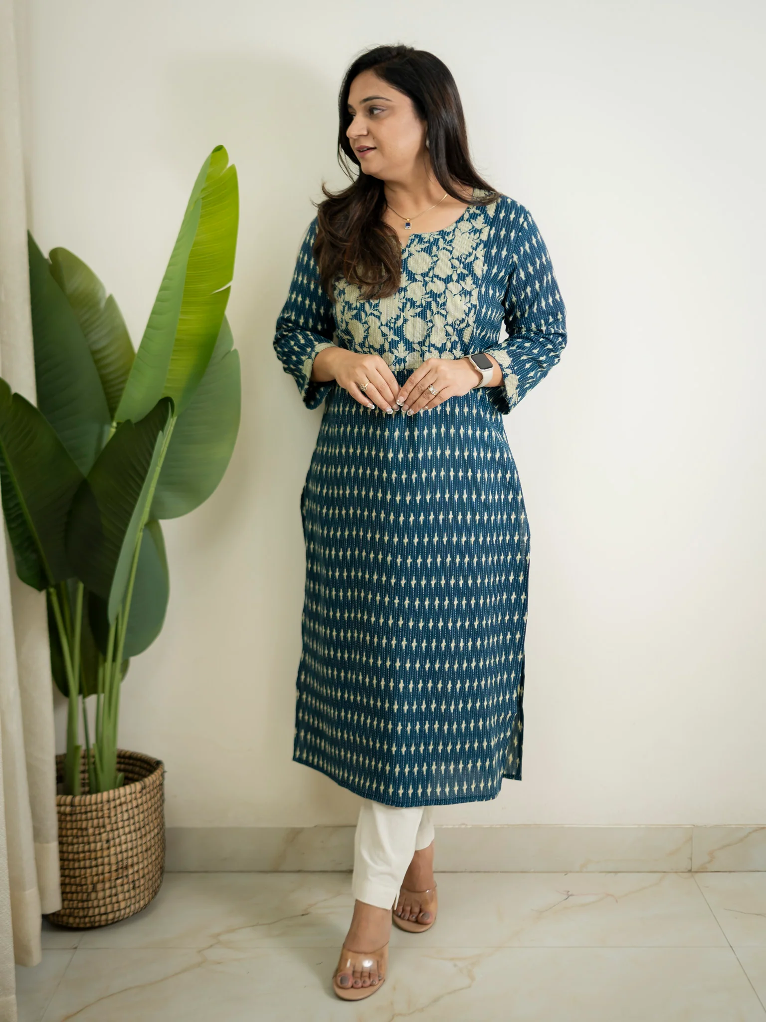 Blue Katha floral Cotton Casual Straight Kurta - Image 3