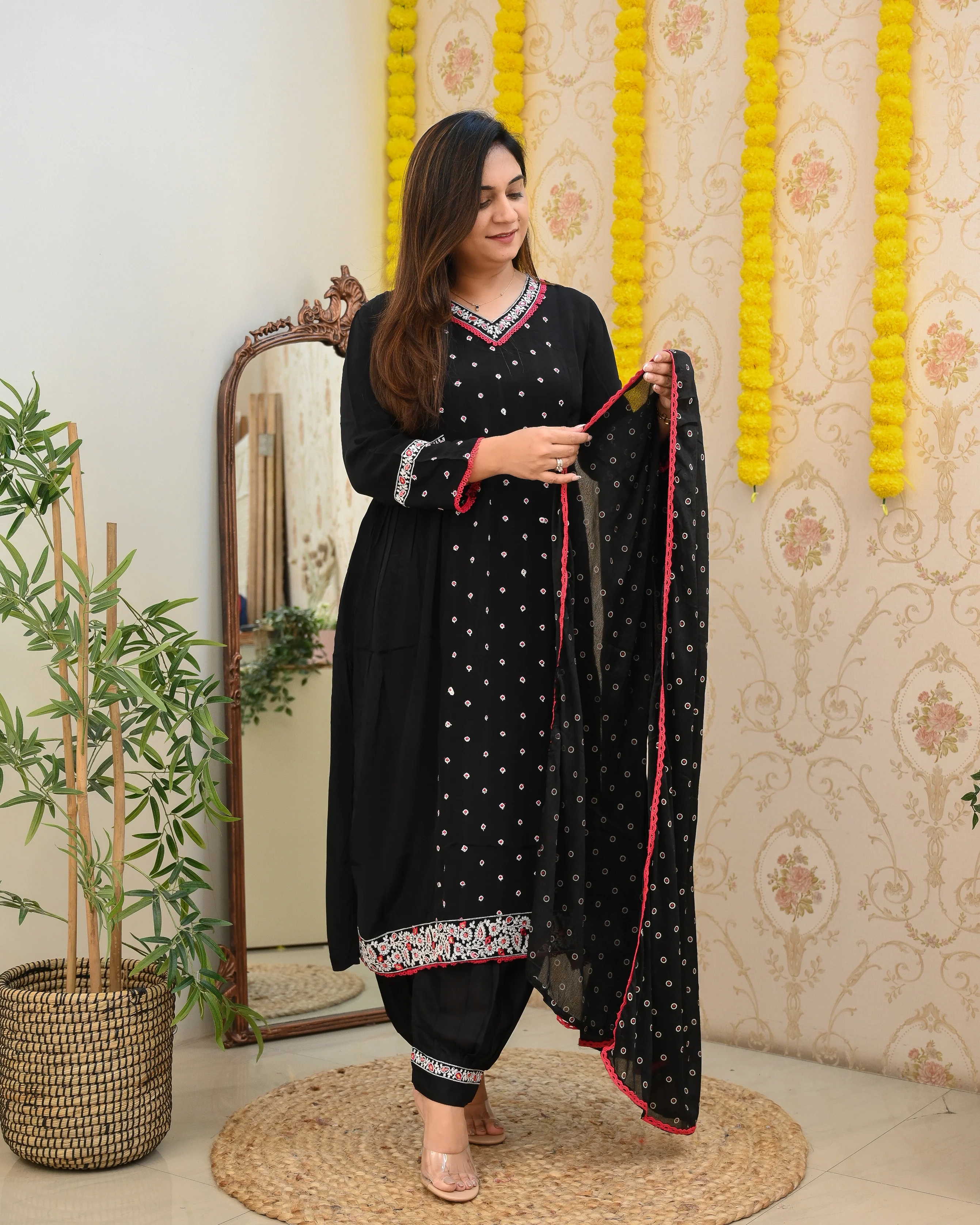 Chinnon Heavy Embroidered Afghani Set - Image 3
