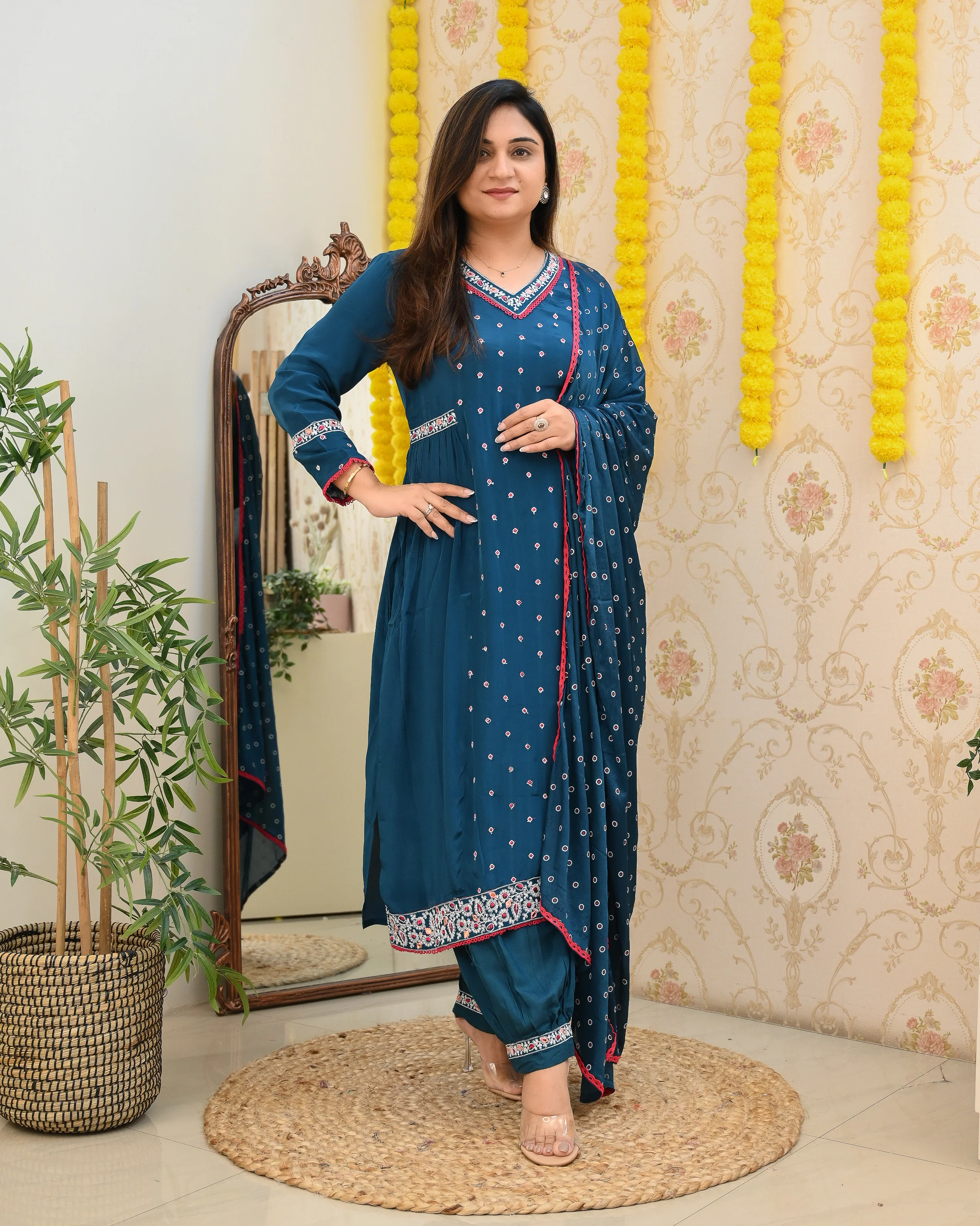 Chinnon Heavy Embroidered Afghani Set - Image 6