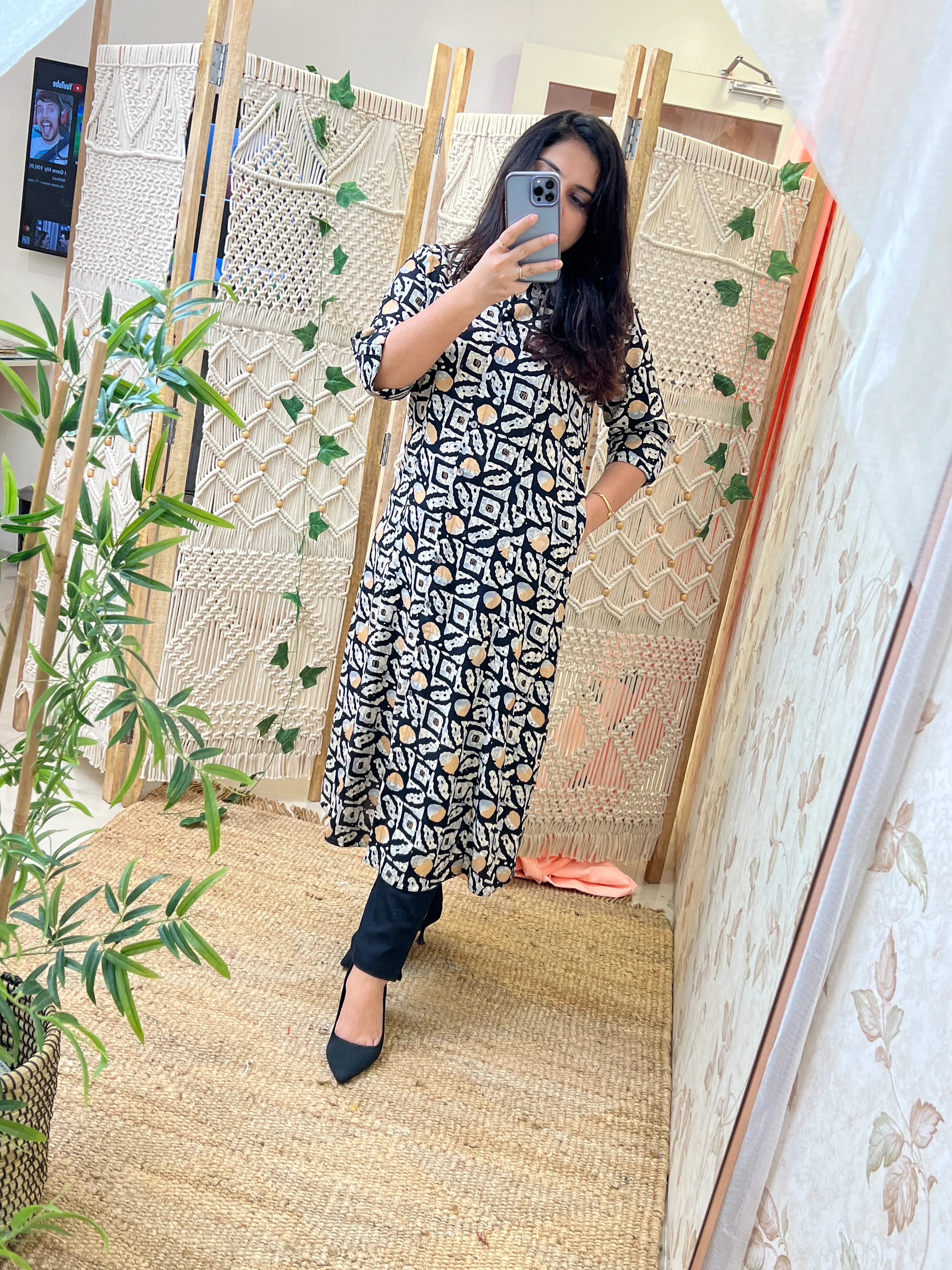 Comfortable Casual A-line Kurta With pocket - Image 6