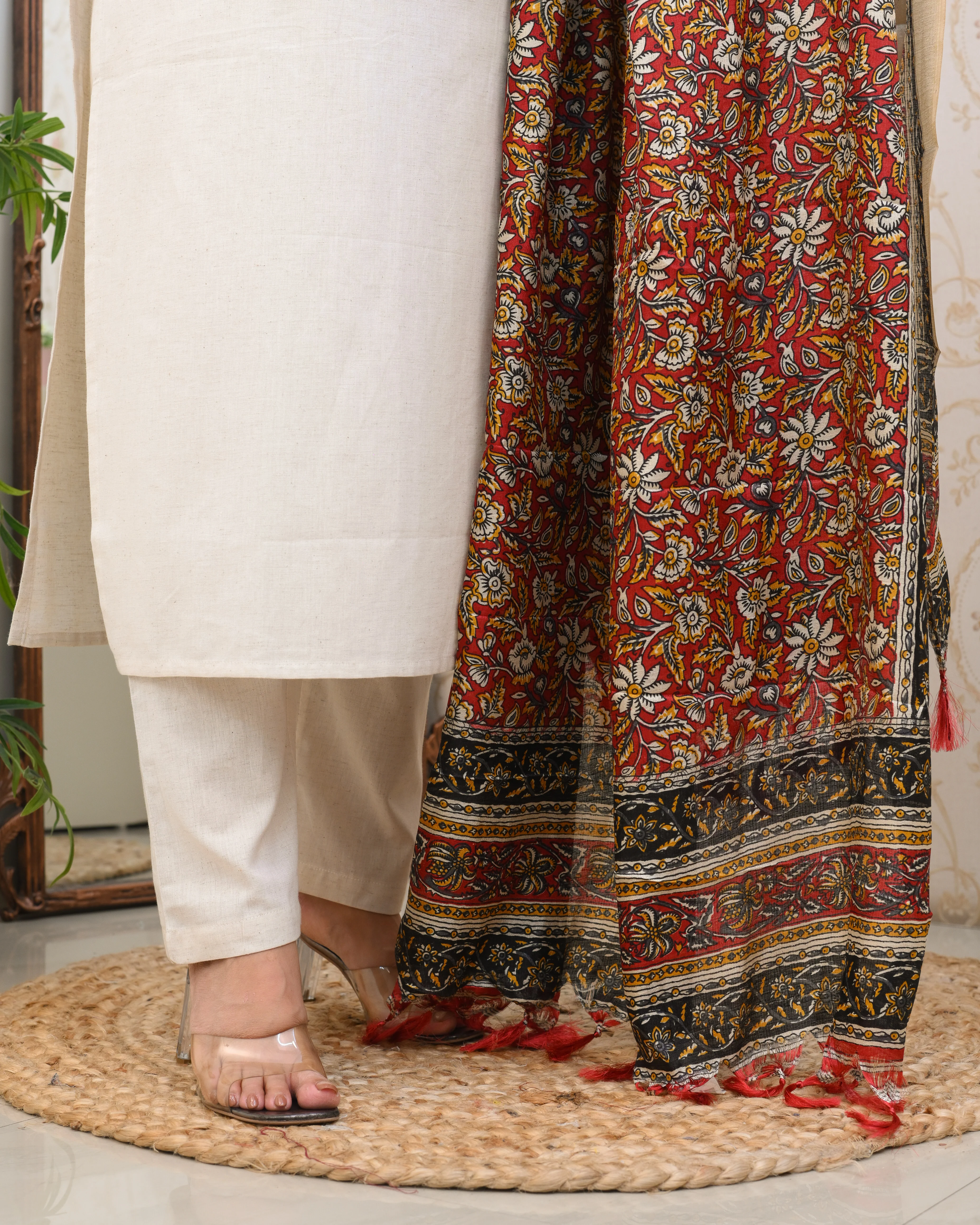 Cotton Embroidered Kalamkari Dupatta Suit - Image 11