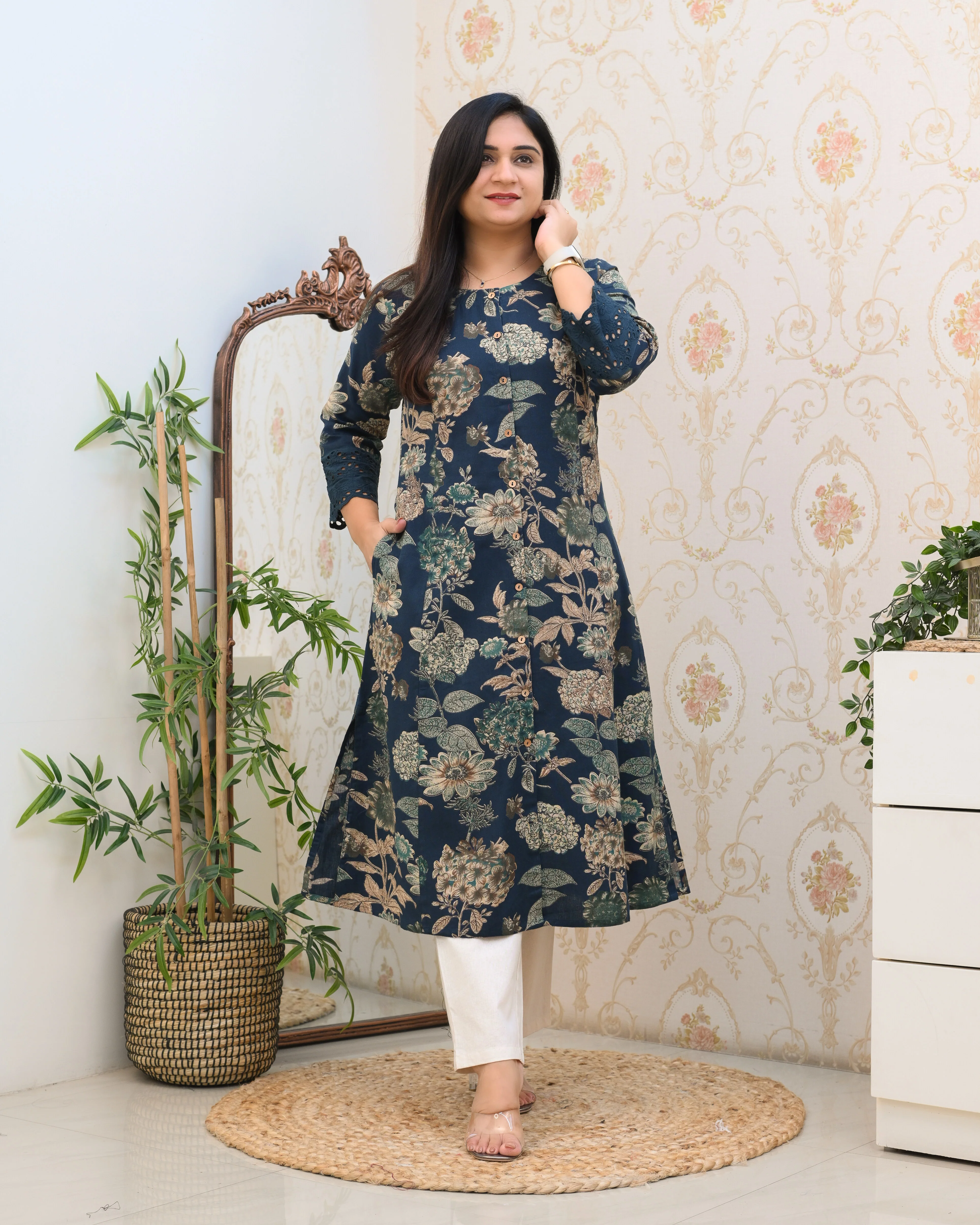 Cotton Floral Casual kurta with pocket - Image 5