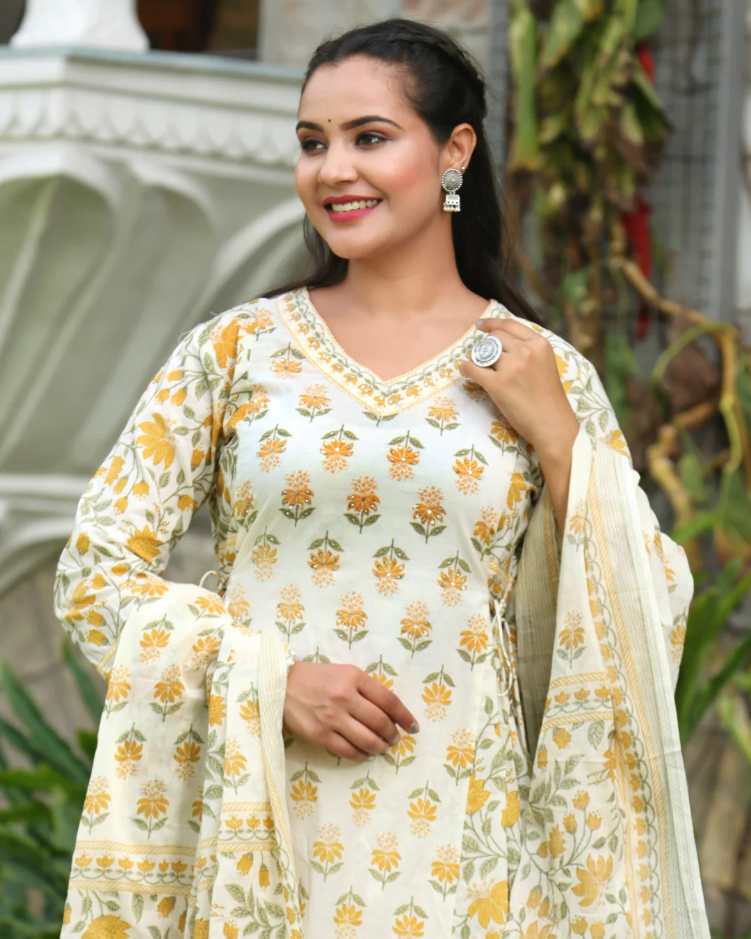 Cotton Floral Embroidered Afgani Set - Image 3