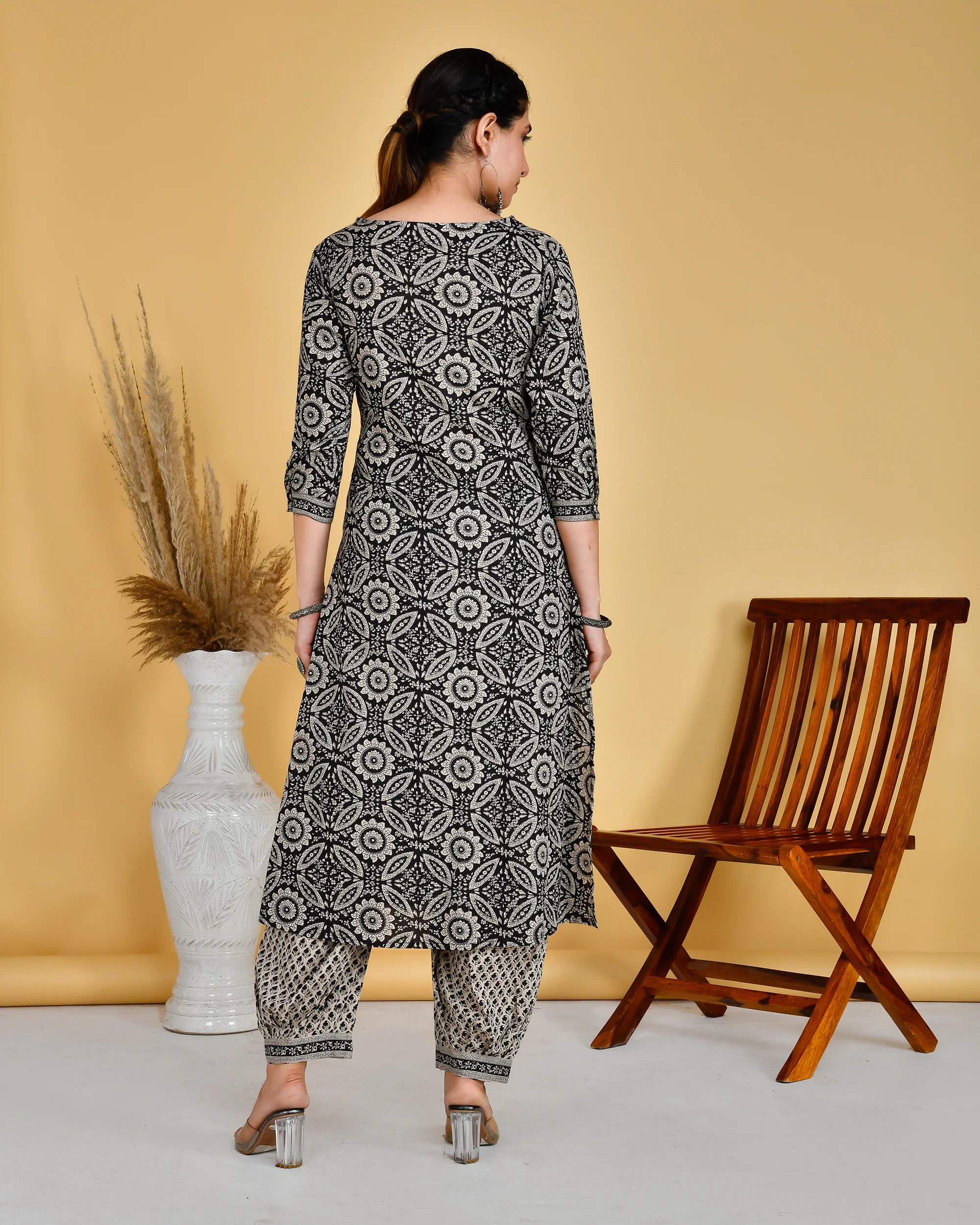 Cotton Kalamkari Afgani set with both side pockets - Image 3