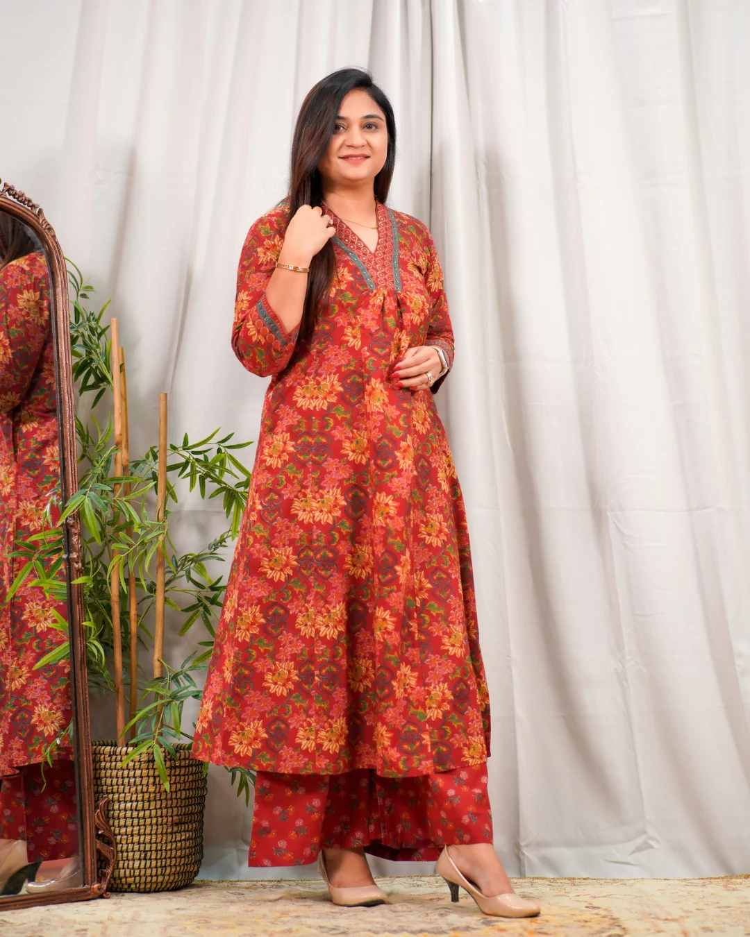 Floral A-line Divider Set with Pocket - Image 4