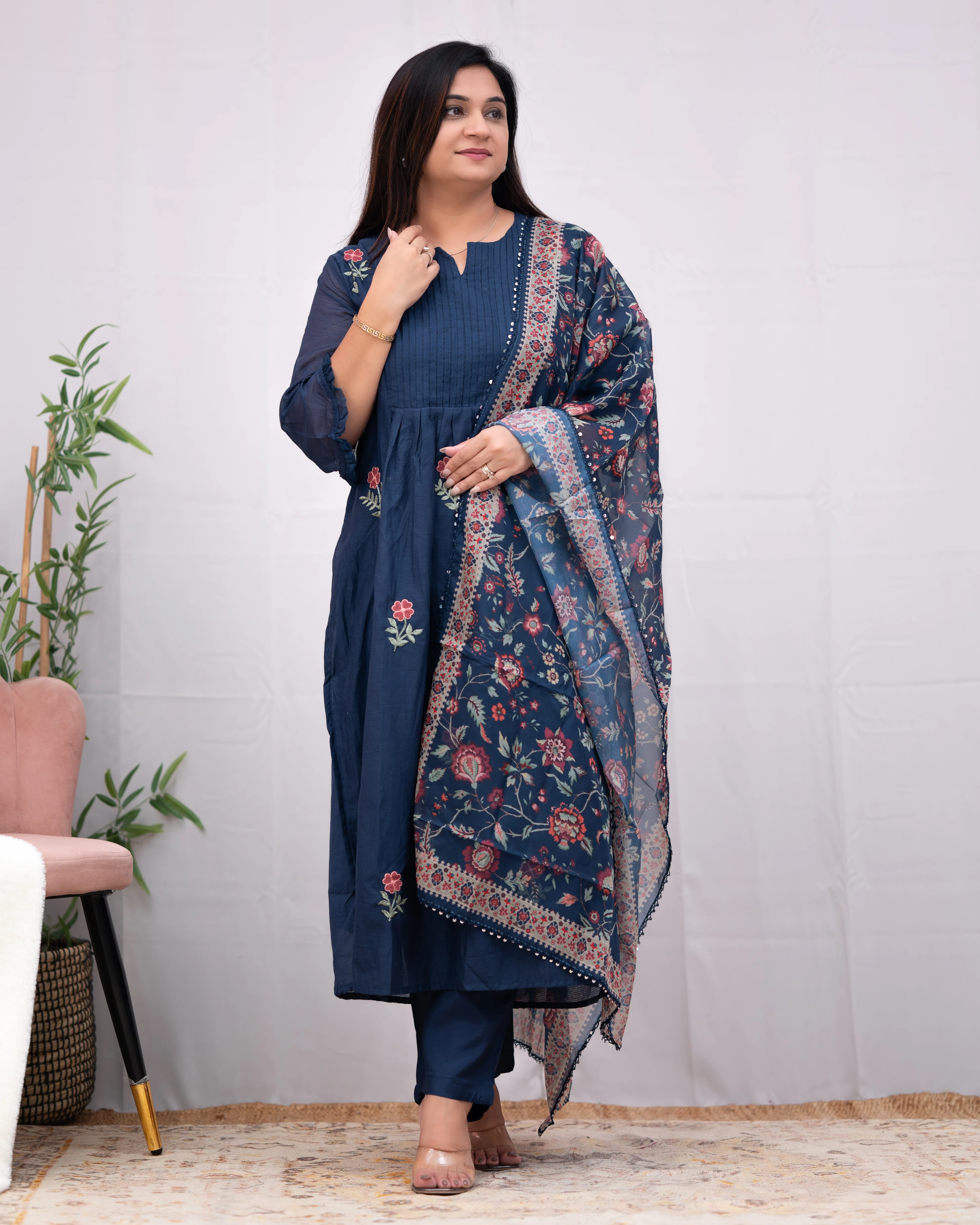 Gorika Russian Chanderi Embroidered Pant Set - Image 3