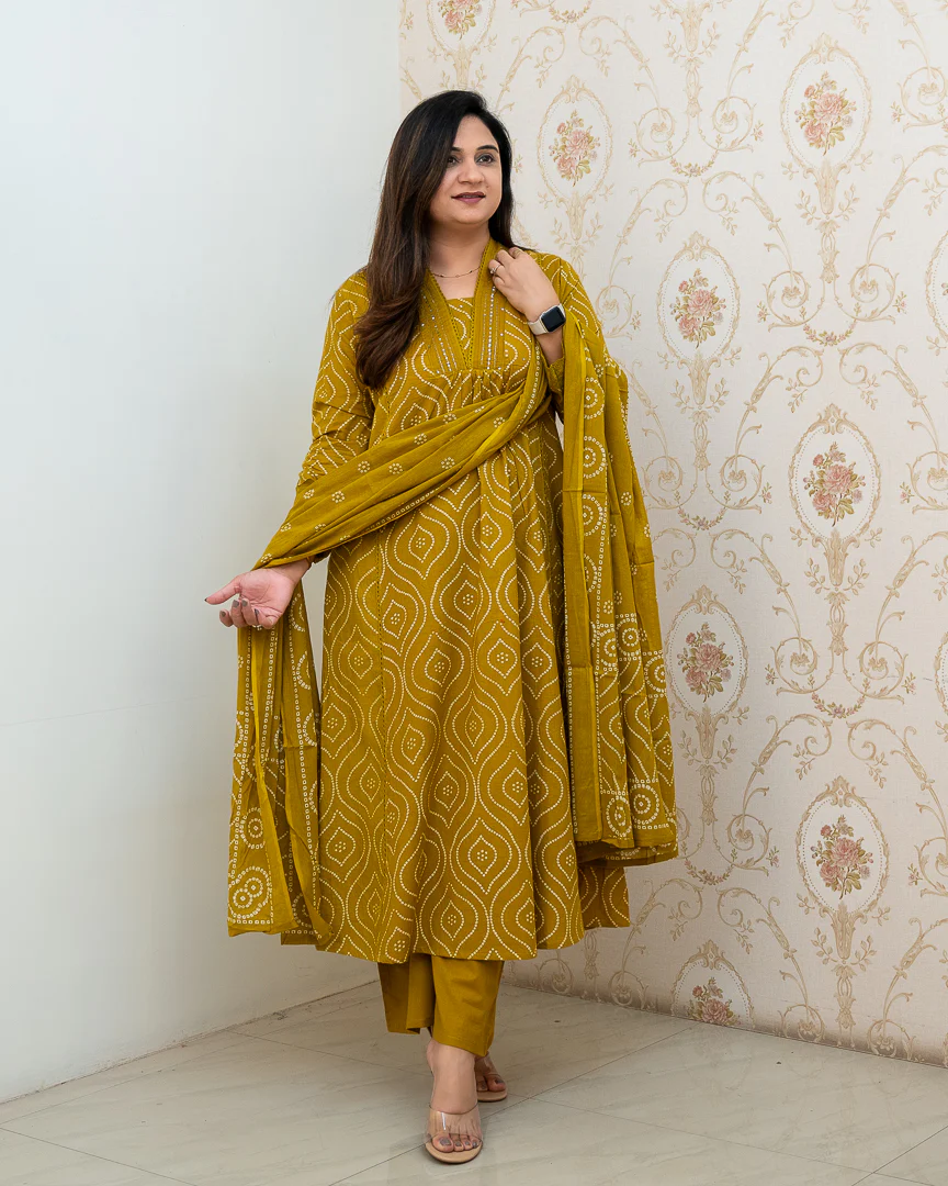‘Heena’ Cotton A-line Embroidered Divider Set - Image 9