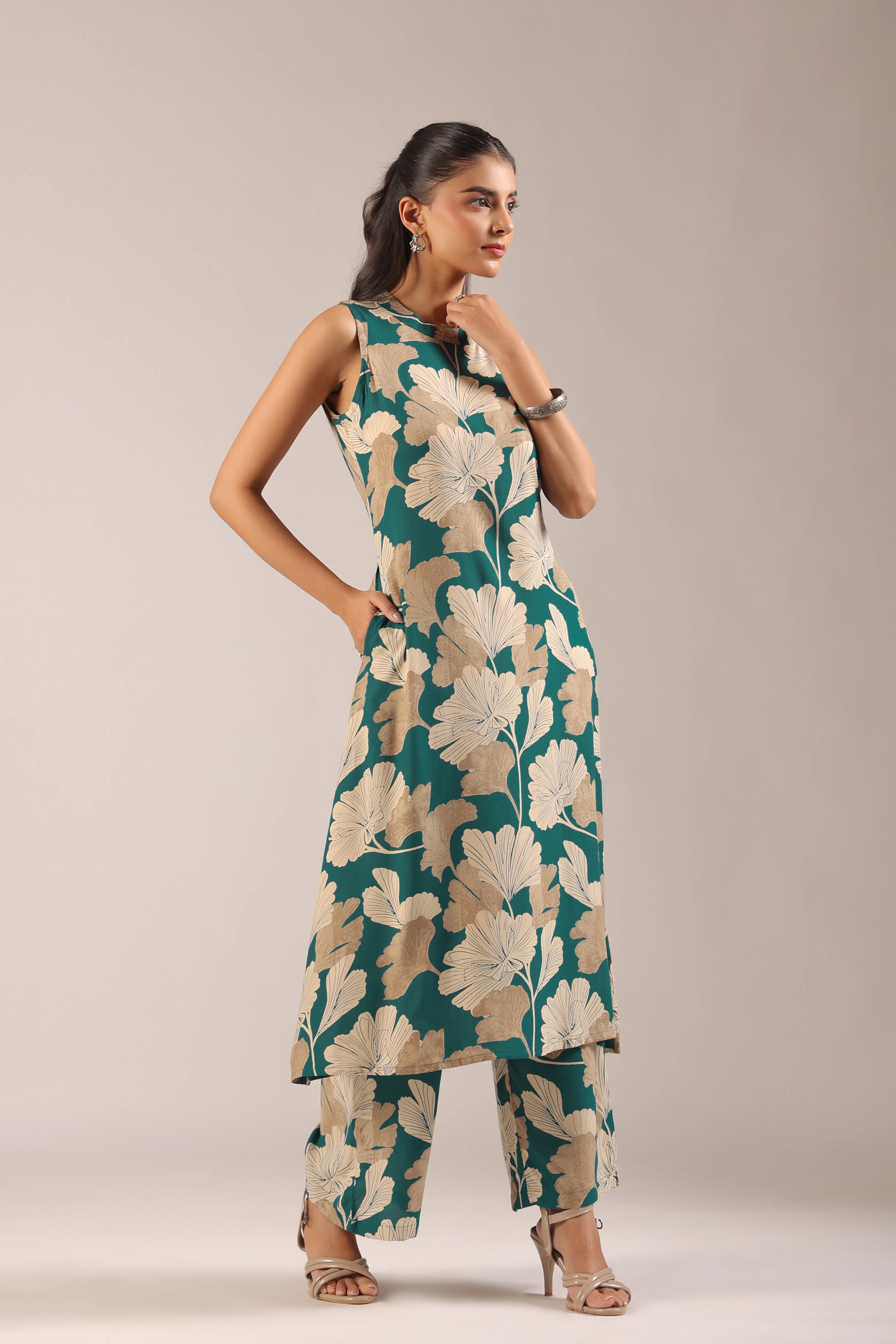 Hita Rayon Floral Print A-line Coord Set - Image 4