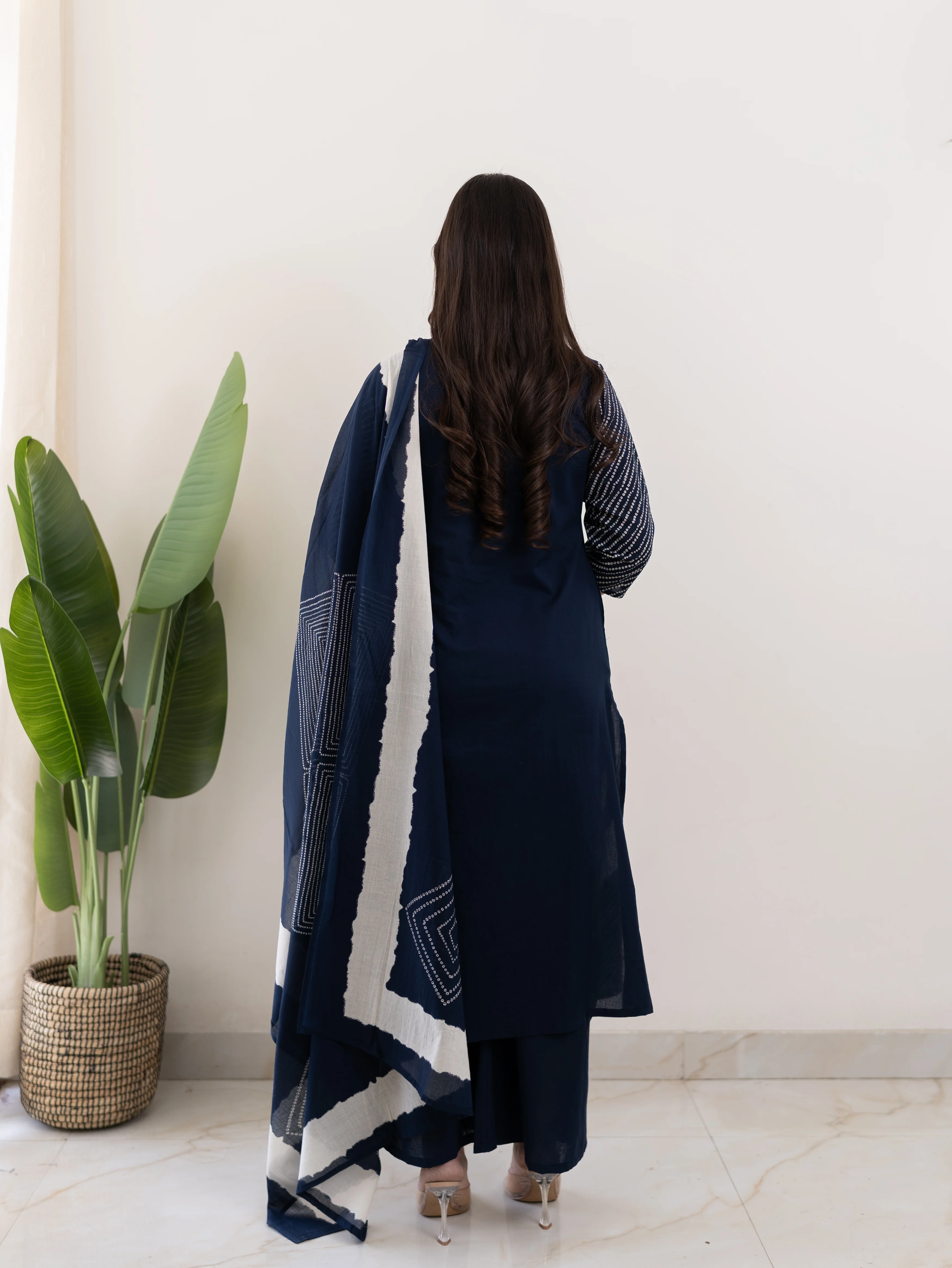 Isra Navy blue Cotton Bandhani Straight Dupatta Set - Image 9