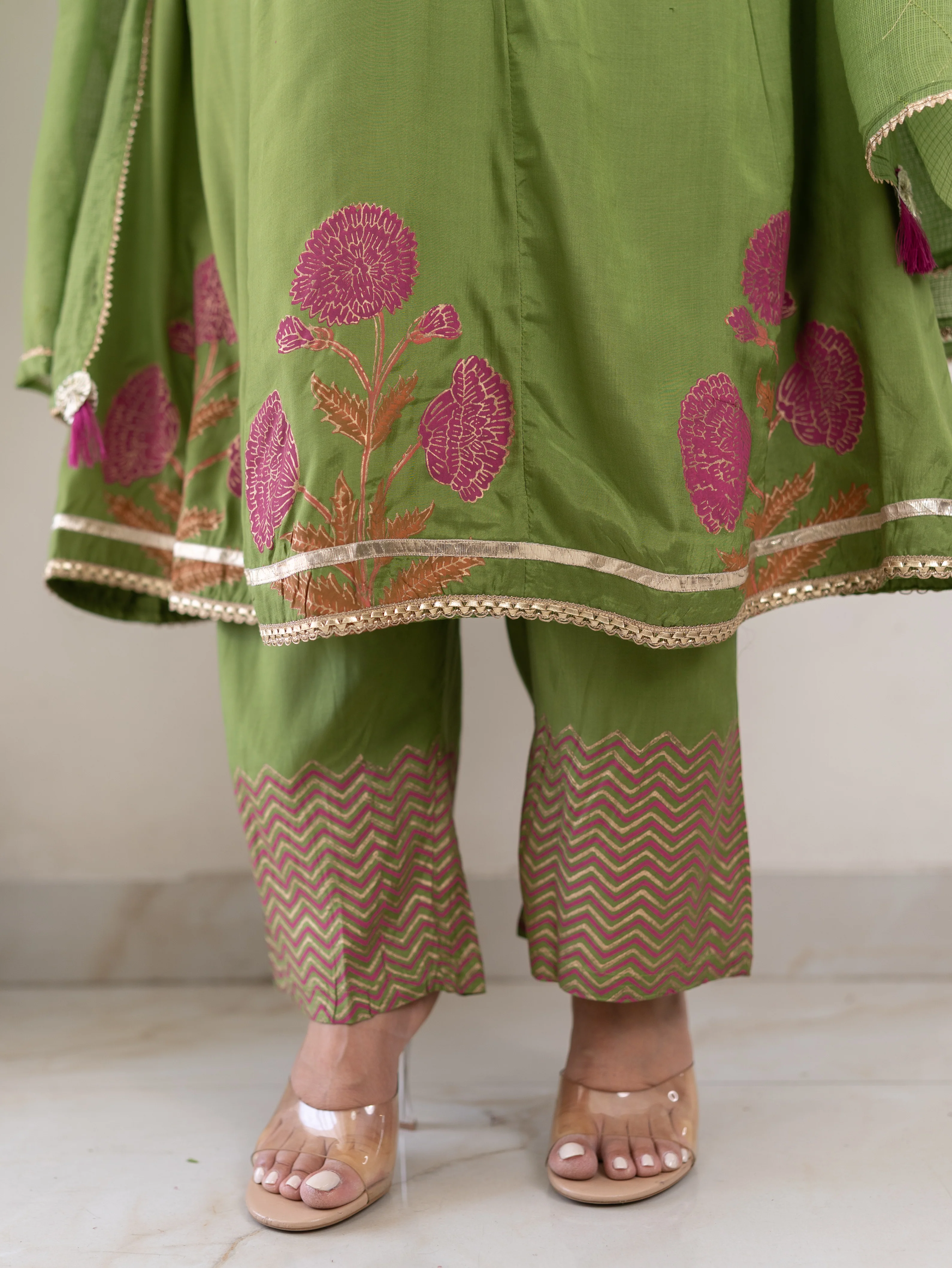 Jasmine Green Muslin HandEmbroidered Anarkali Dupatta Set - Image 9