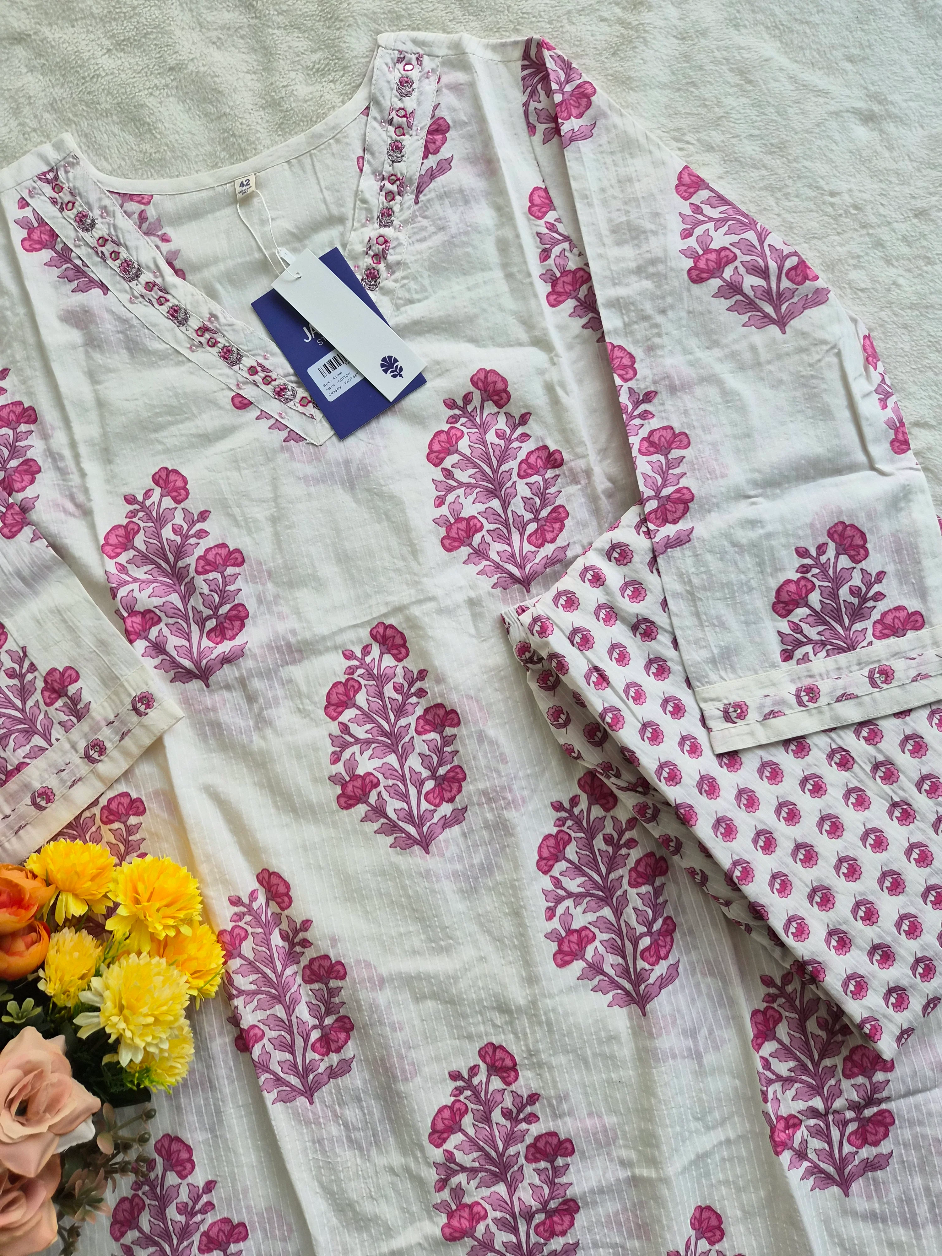 Kriti Handblock Cotton Afgani Set With Pockets - Image 10