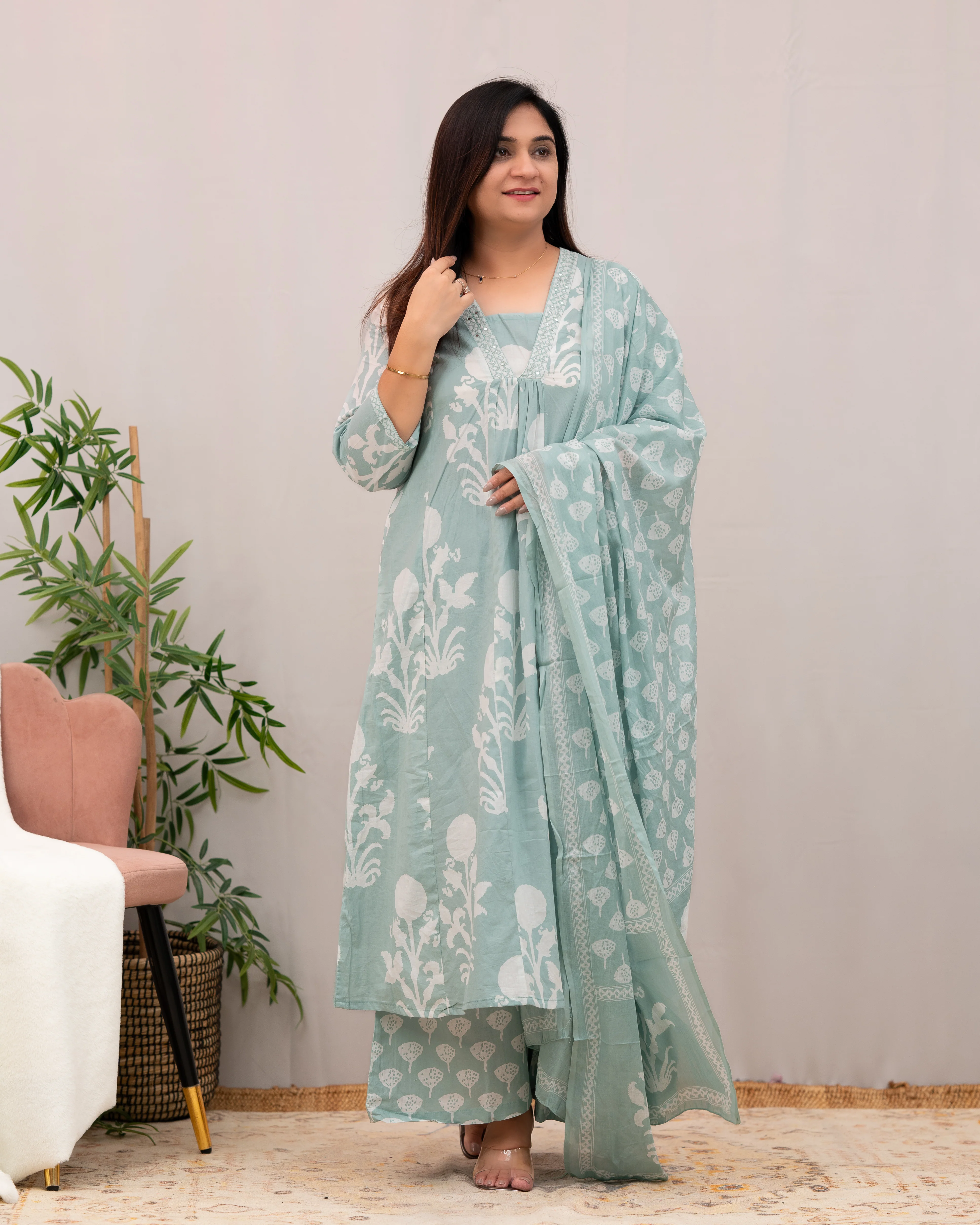 Meera Mugal Print A-line Divider Set with Pocket - Image 13