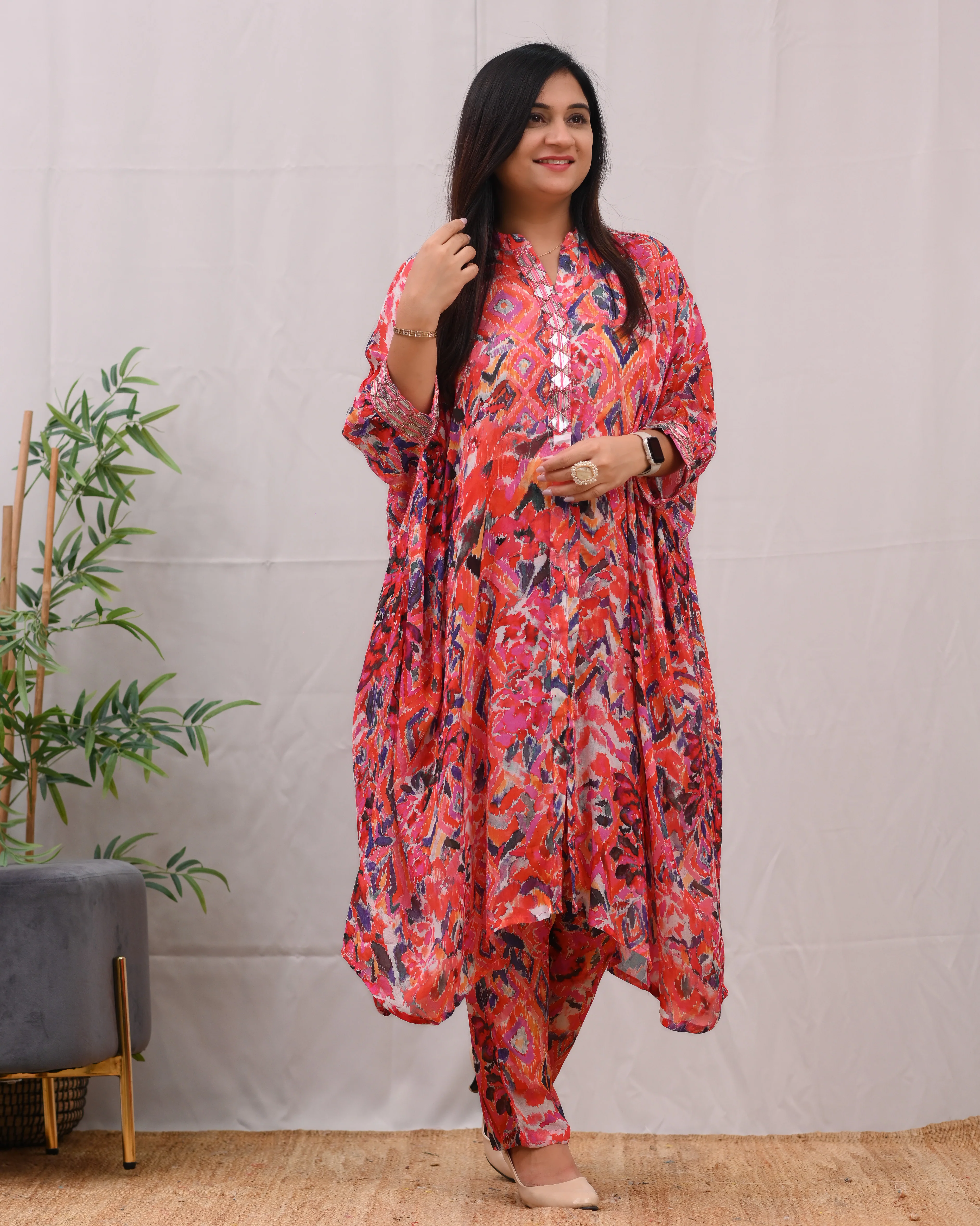 Miraya Chinnon Embroidered Indowestern Set - Image 3