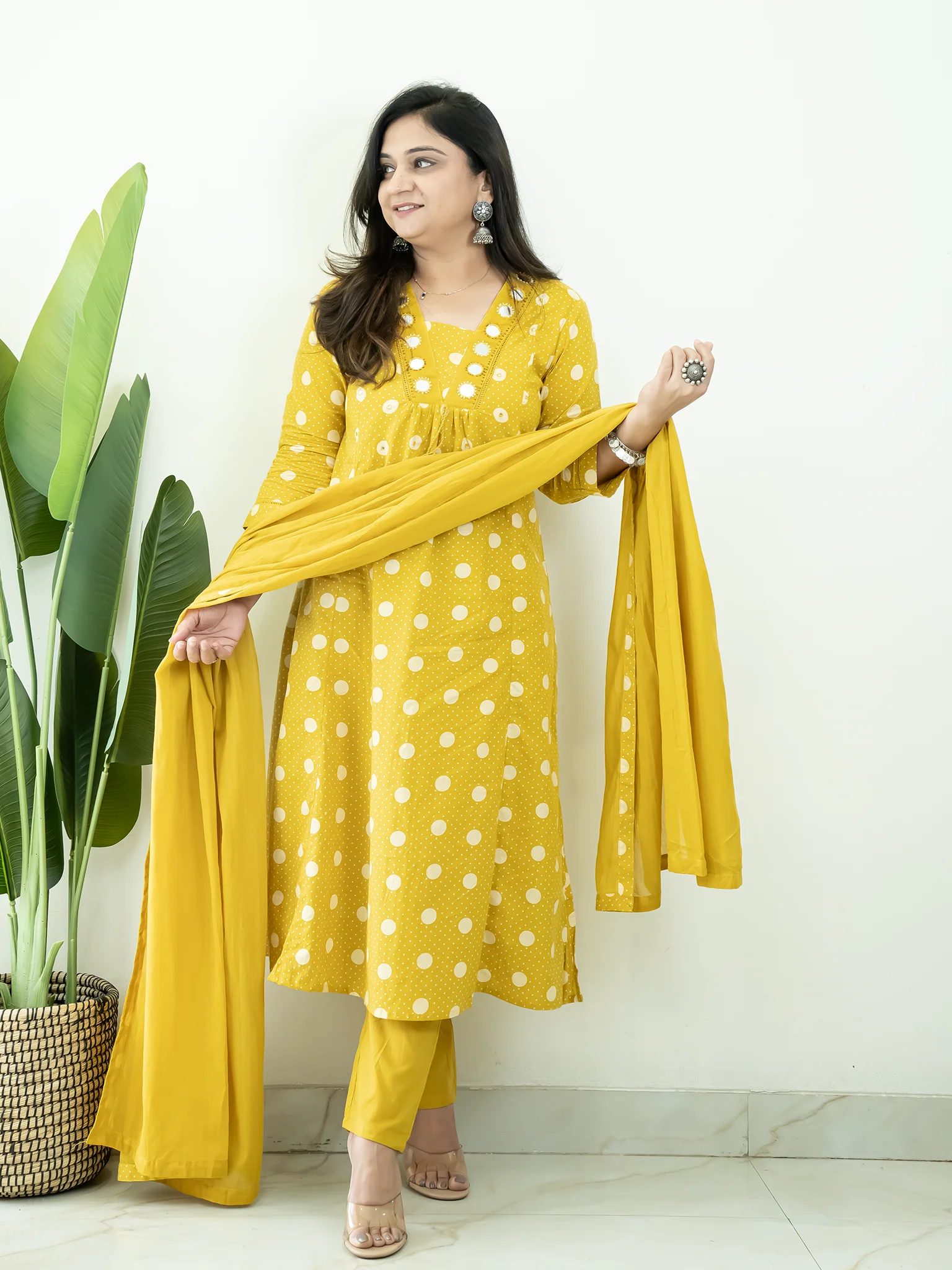 Nisa Yellow Polka Mirror Detailed A-line Dupatta Set - Image 4
