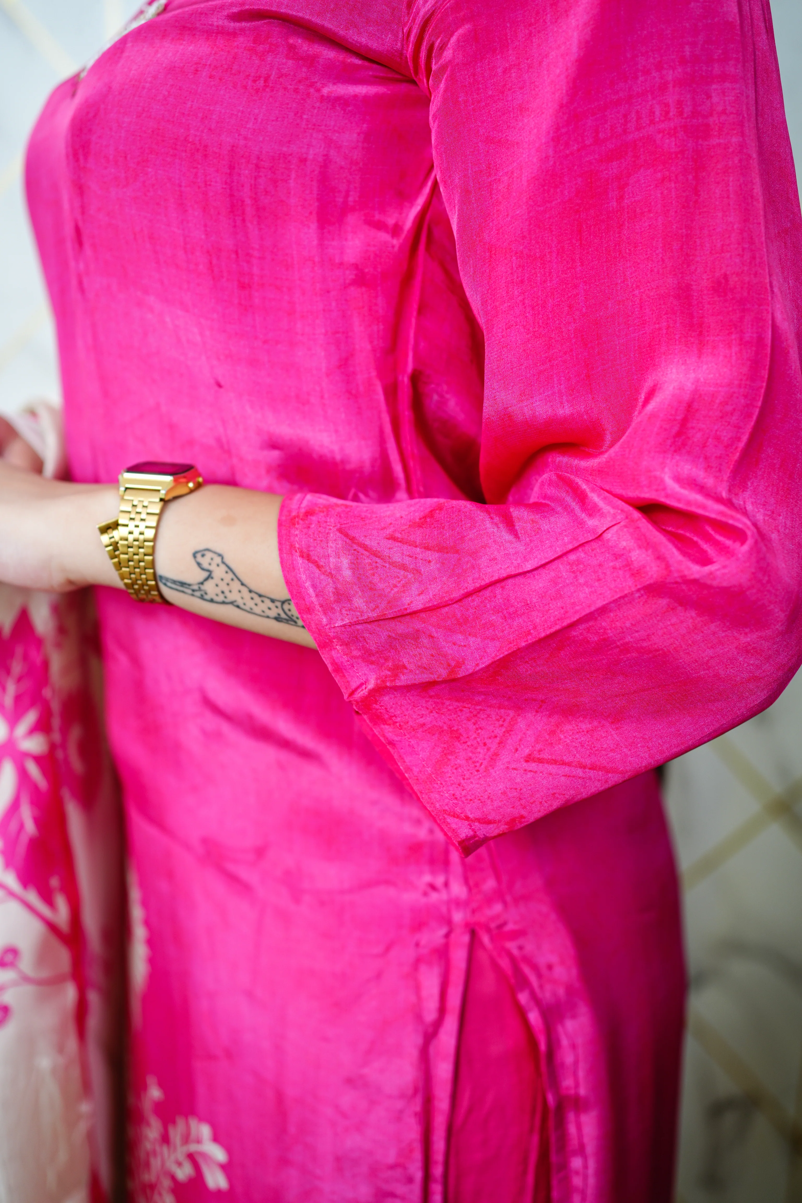 Palak Crepe HandEmbroidered Pant Set - Image 9