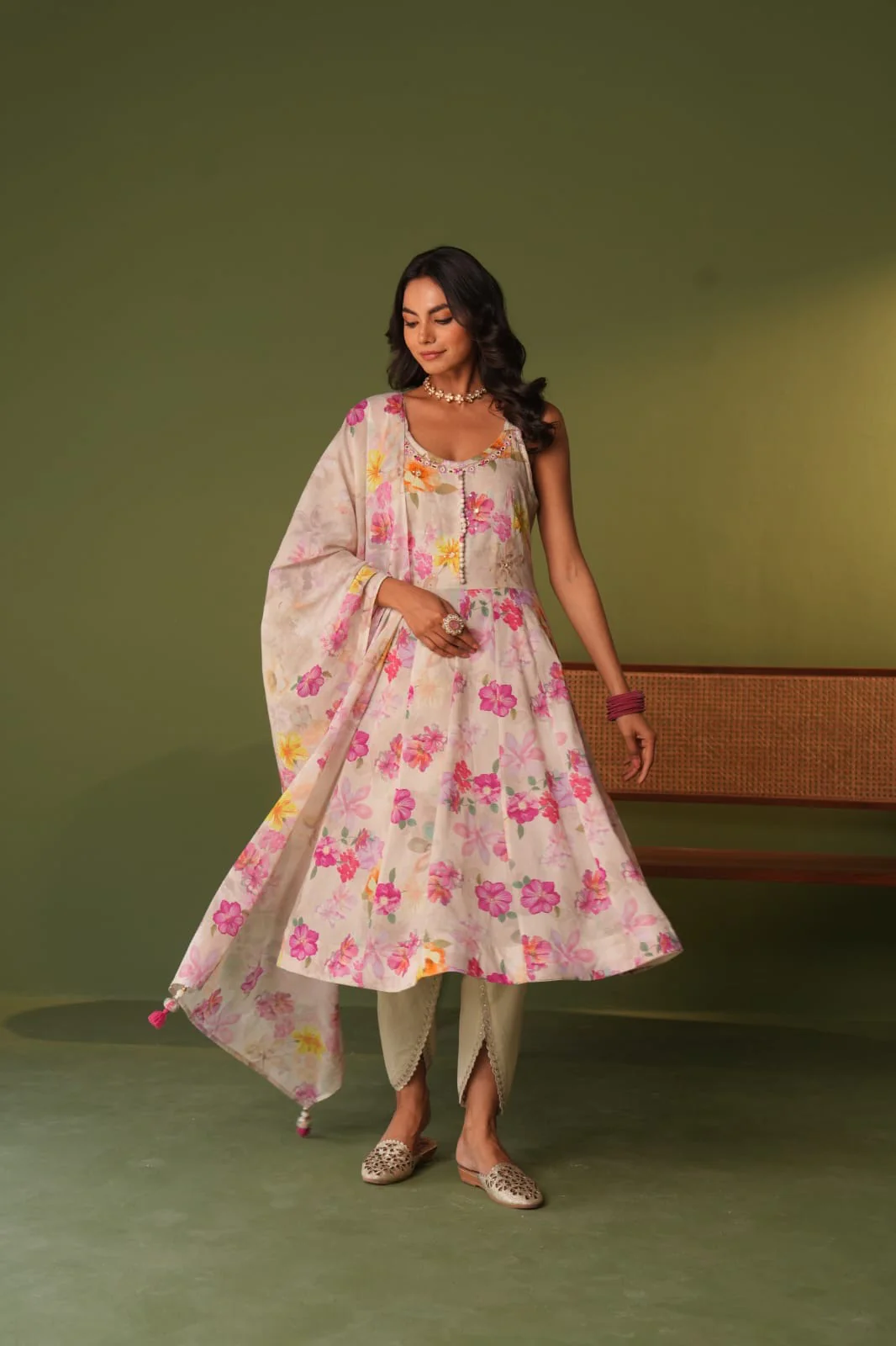 Premium Mul Cotton Floral HandEmbroidered Tulip Pant Set - Image 3