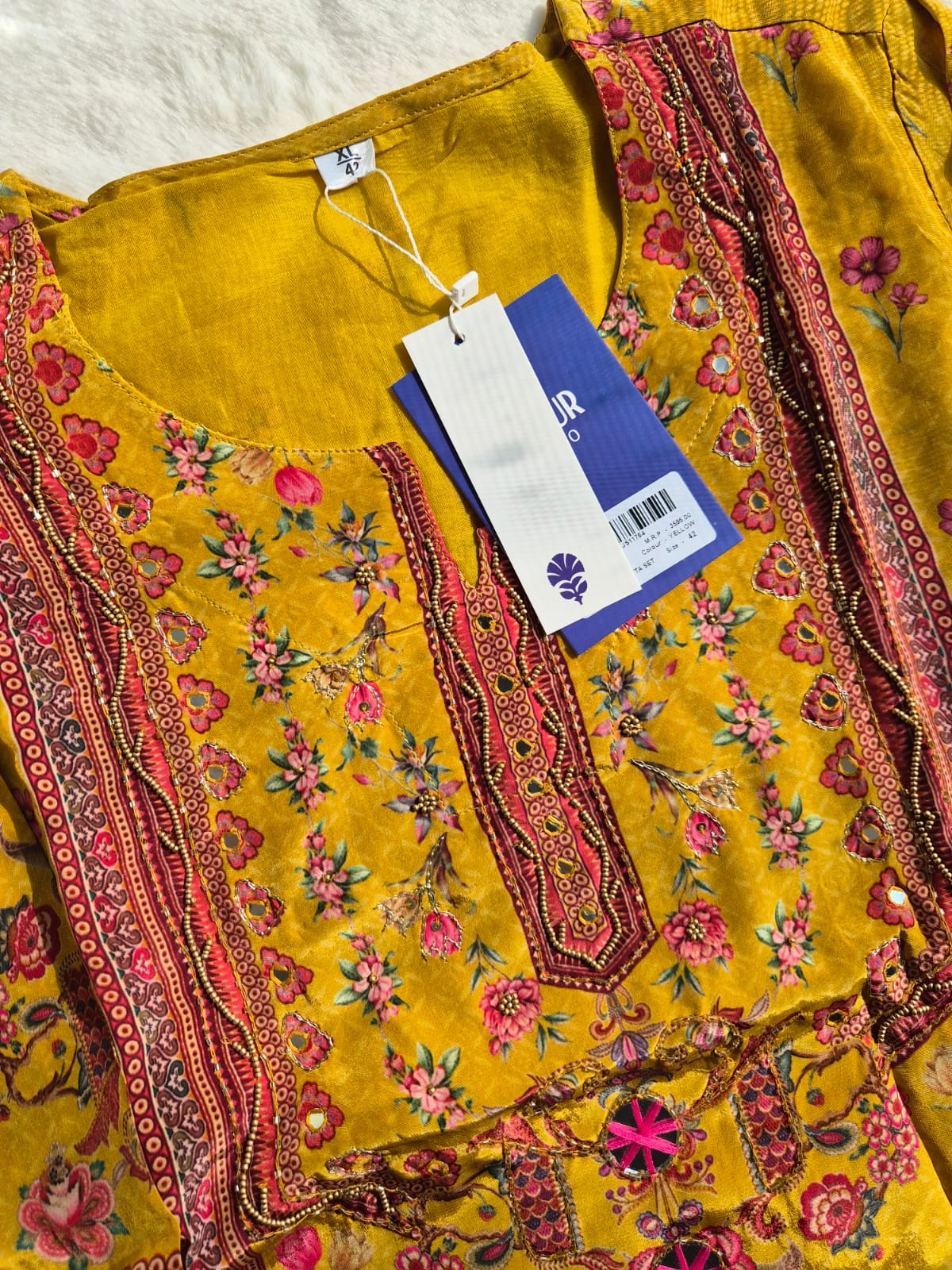 Rahma Crepe HandEmbroidered Straight Pant Set Yellow - Image 3