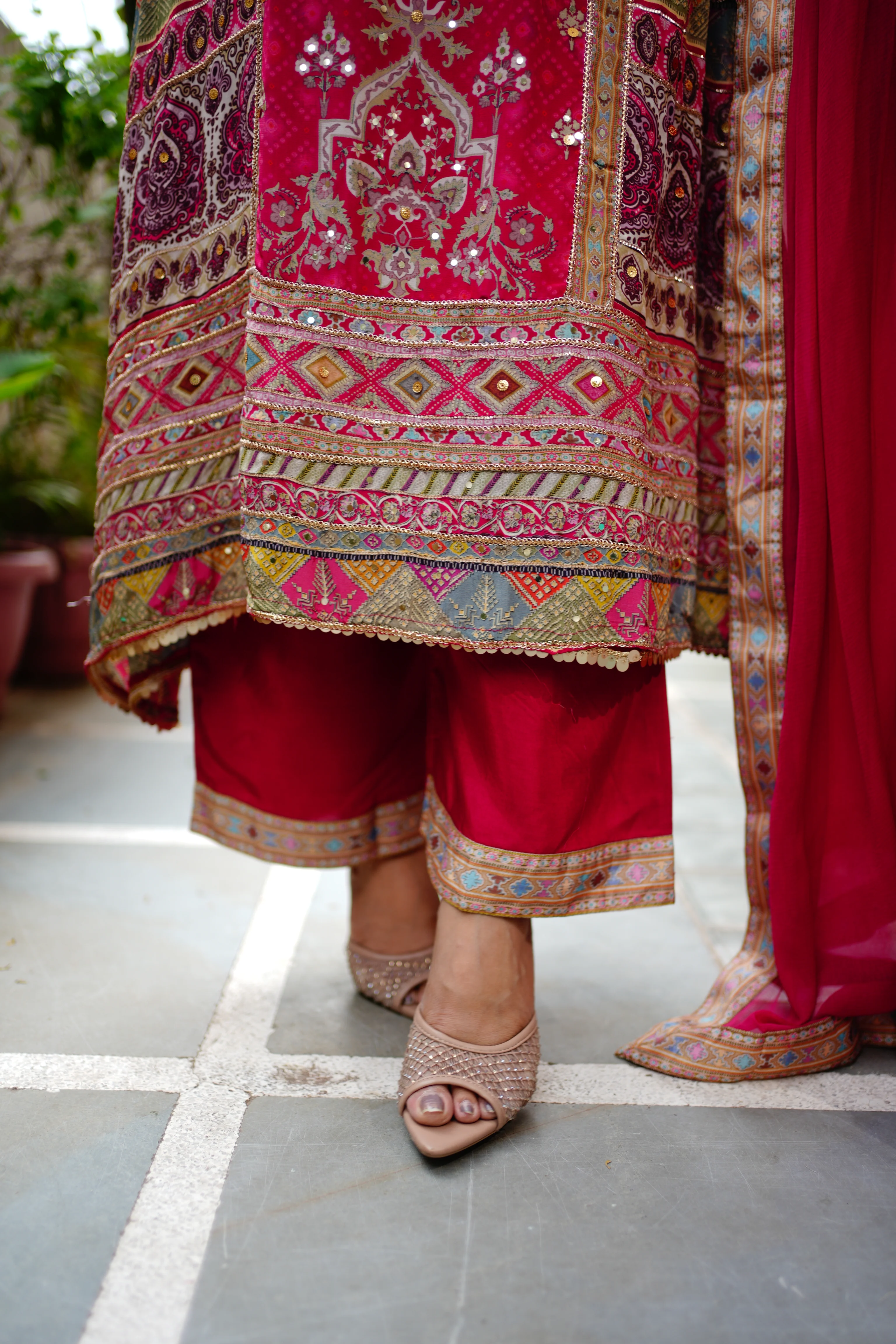 Roshni Asymmetric Shimmer tissue Embroidered Pant Set - Image 13