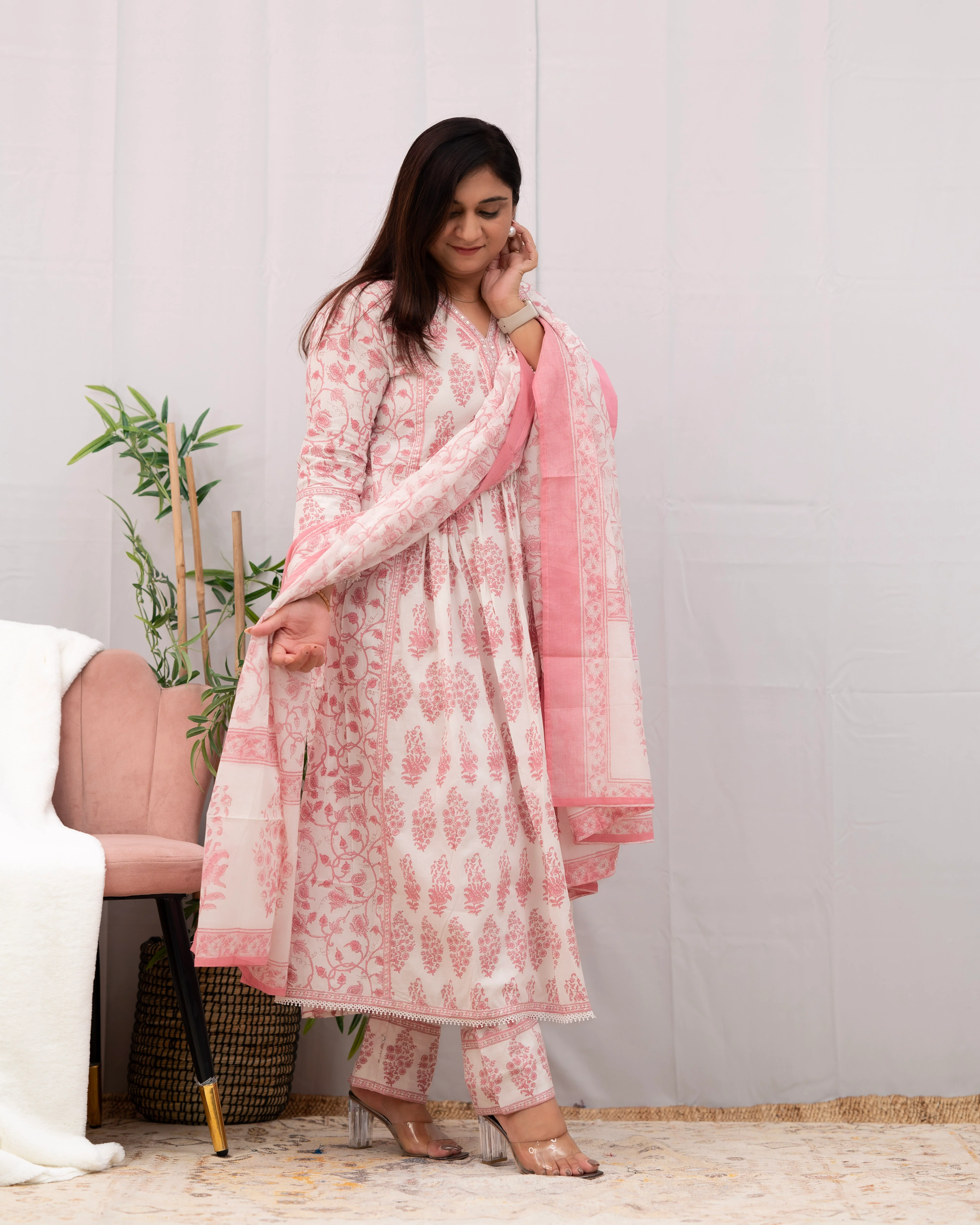 Saloni Premium Cotton Embroidered Anarkali Pant Set - Image 3