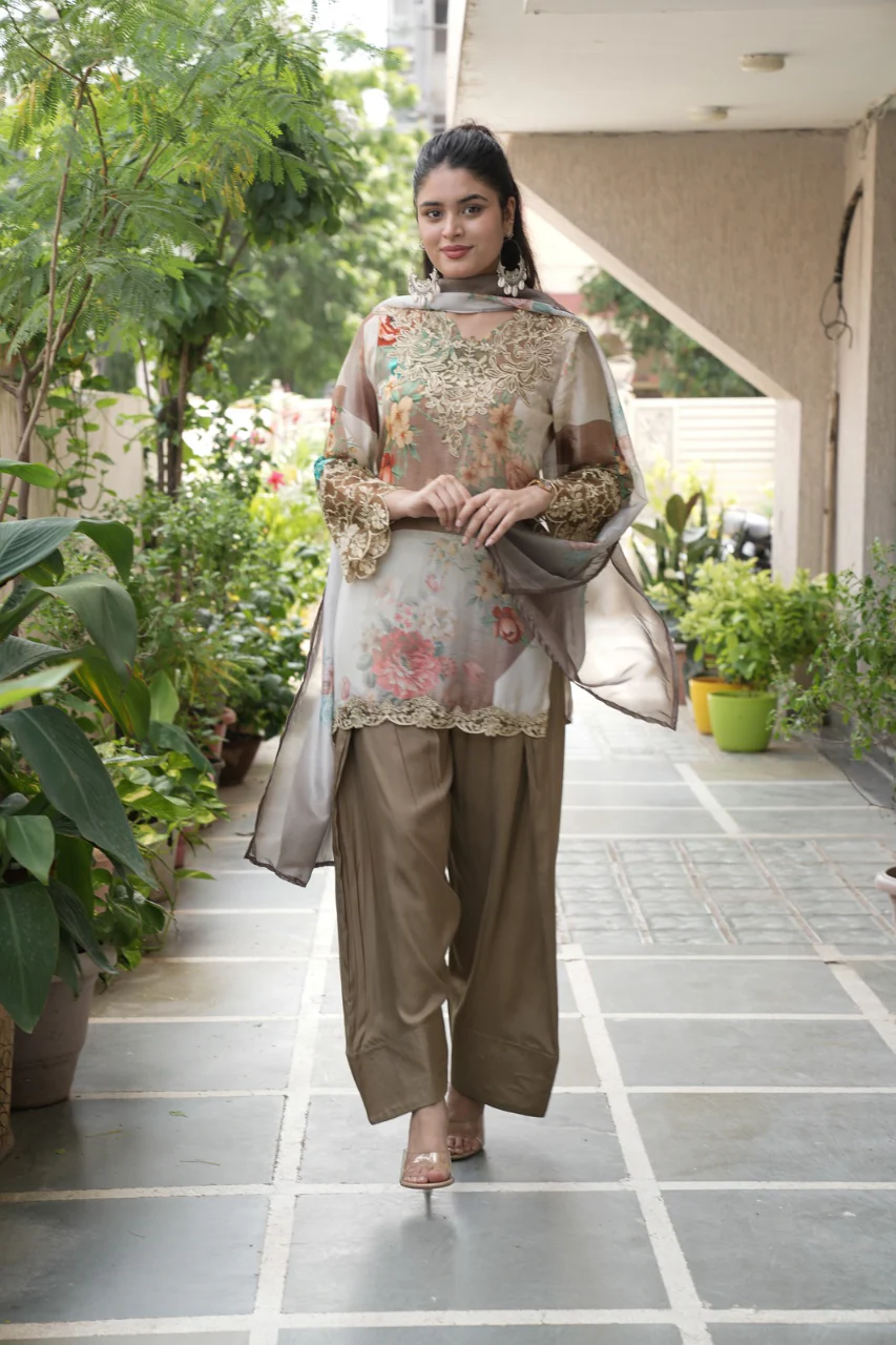 Sara Beige Premium Crepe Detailed Farshi Salwar Set - Image 4