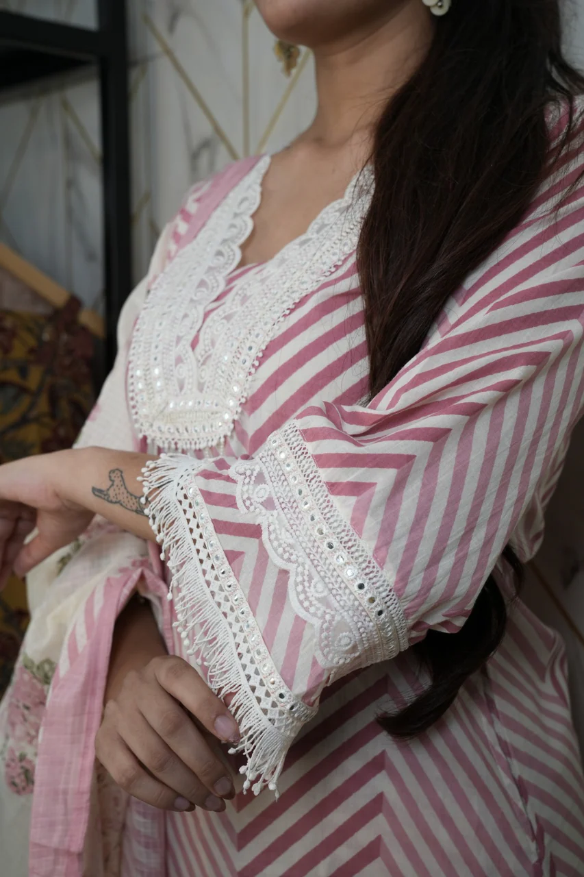 Sara Leheriya Cotton Detailed Farshi Salwar Set - Image 6