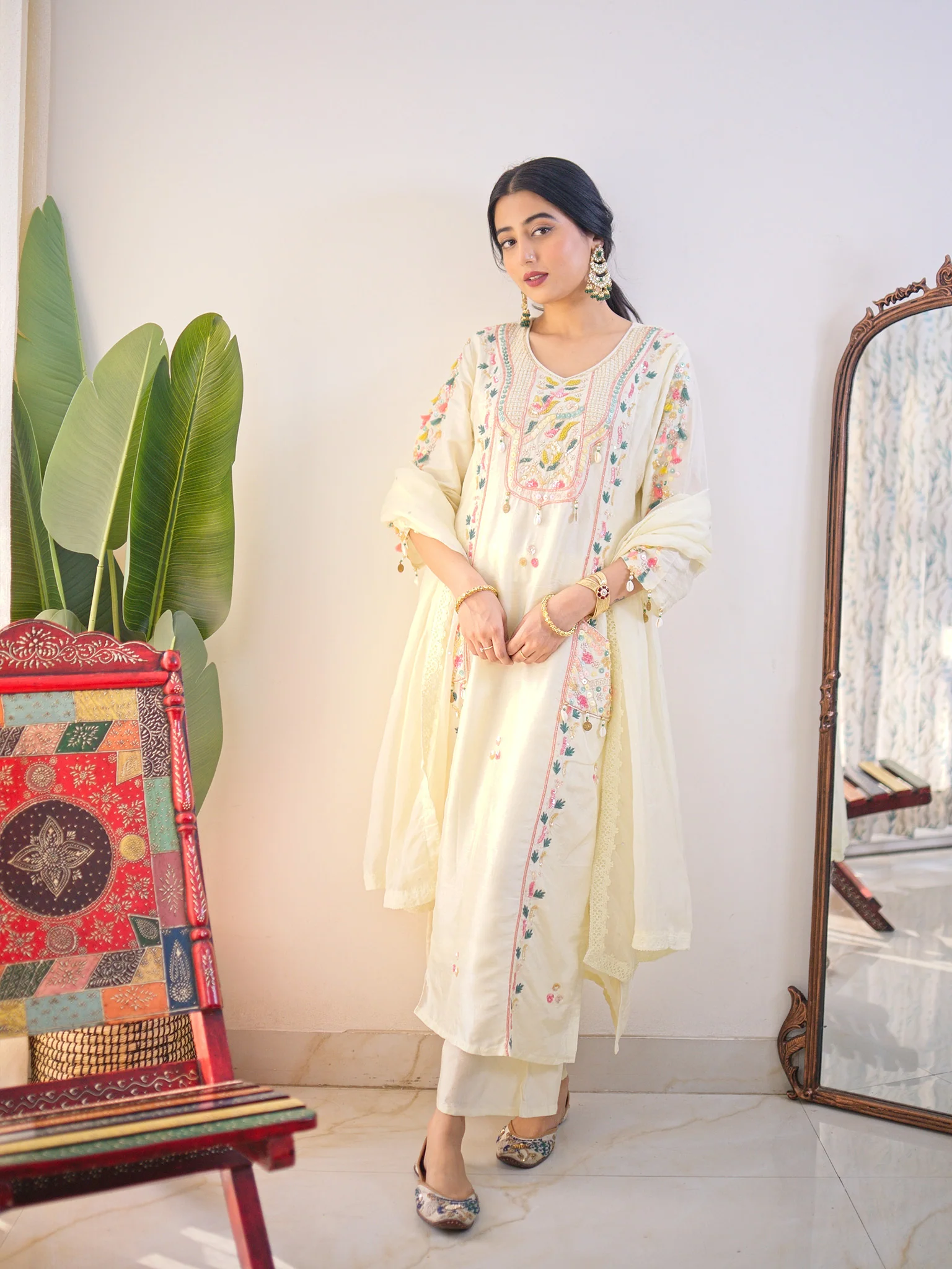 Sia offwhite Silk Festive HandEmbroidered Pant Set - Image 5