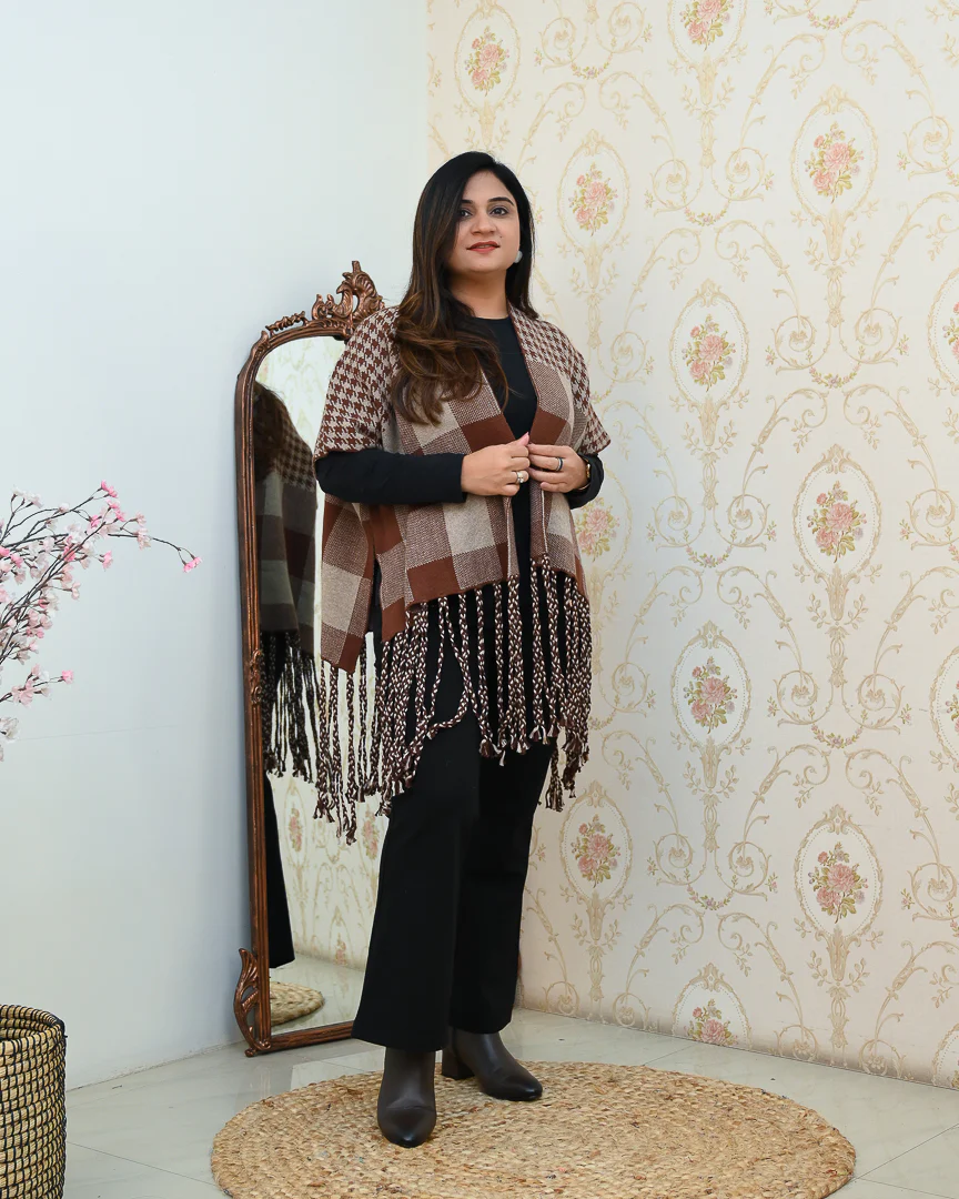 Winter Special Woollen Shrug - Image 6