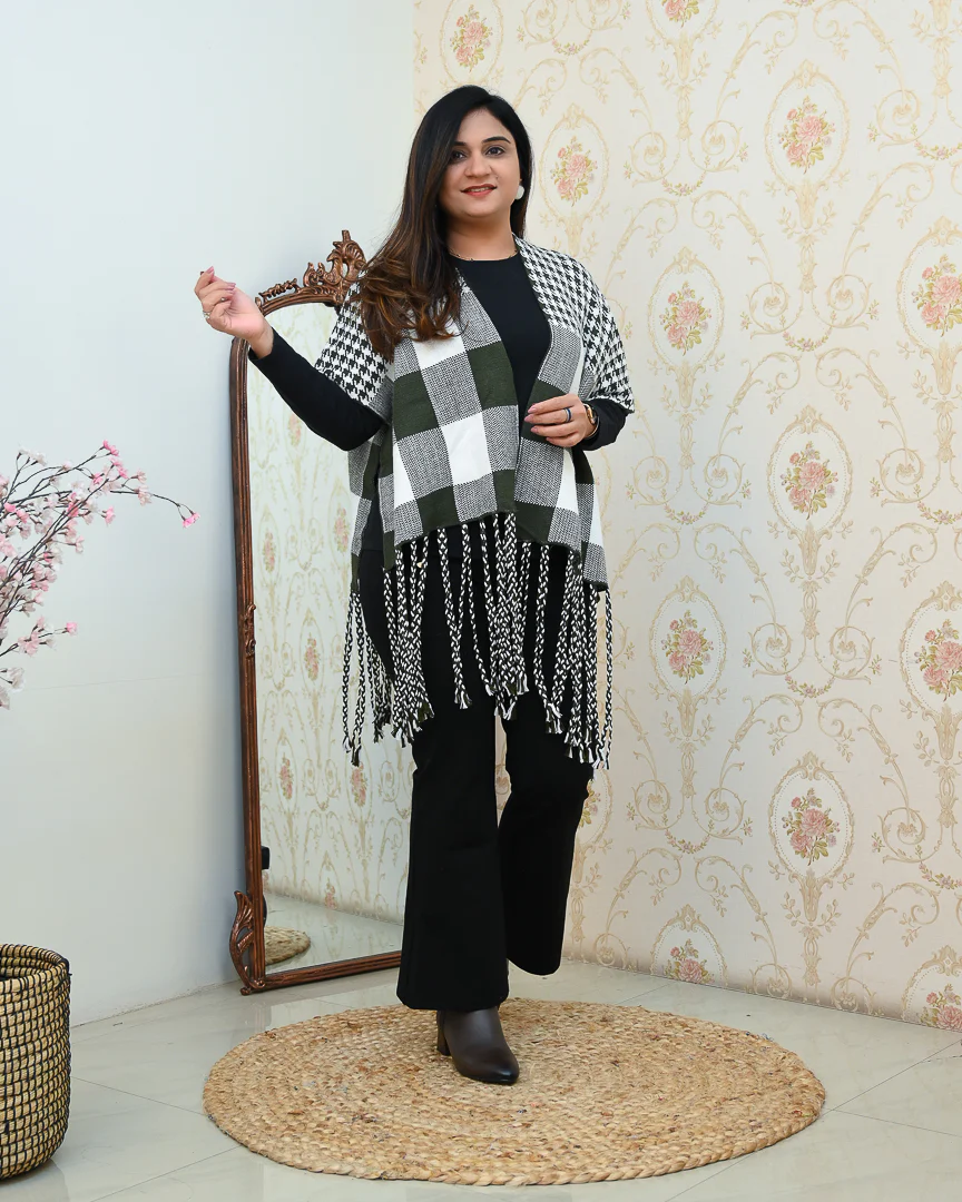 Winter Special Woollen Shrug - Image 9