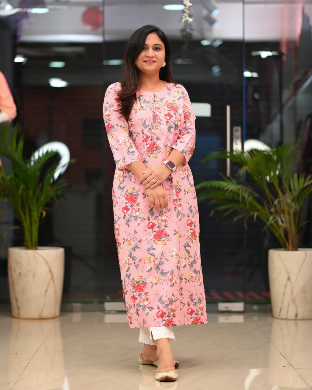 Zoya Casual Cotton straight Kurta - Image 40